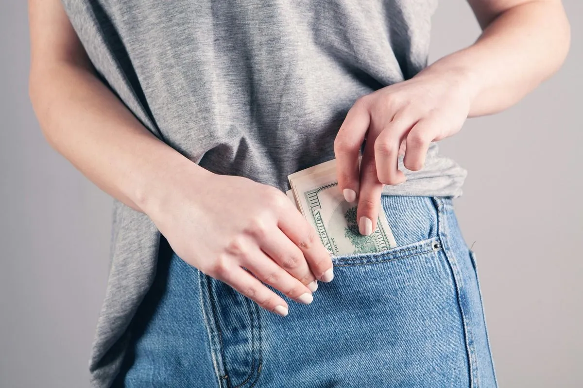 How to Organize Your Subscriptions to Save Money