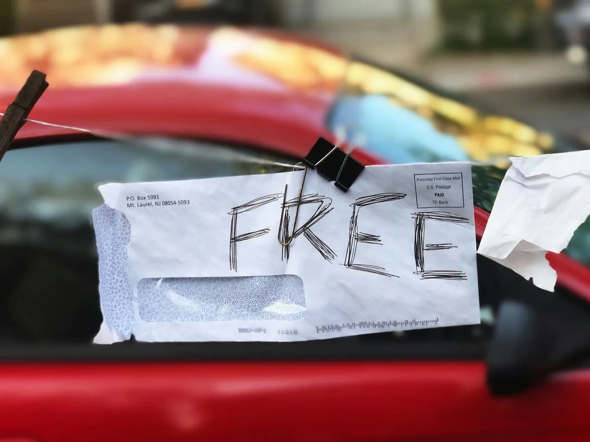 Lifeline vs. TextNow: Which Free Talk & Text App Is Best? 